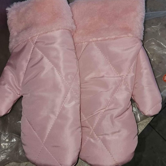 Pink women's snow suit with mittens size m - Picture 2 of 3